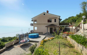 Stunning Apartment In Kolavici With Wifi